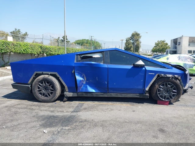 Tesla Cybertruck Cyberbeast 2024 7G2CEHEE4RA007575 Image 12