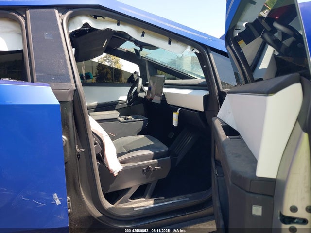 2024 TESLA CYBERTRUCK 7G2CEHEE4RA007575 Photo 4