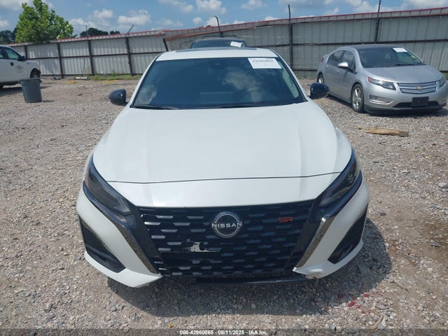 Nissan 2023 2023 1N4BL4CV2PN328666 Image 12