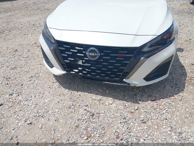 Nissan 2023 2023 1N4BL4CV2PN328666 Image 17
