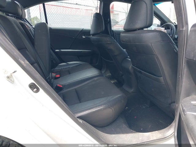 1HGCR2F58HA289136 Honda k24w1