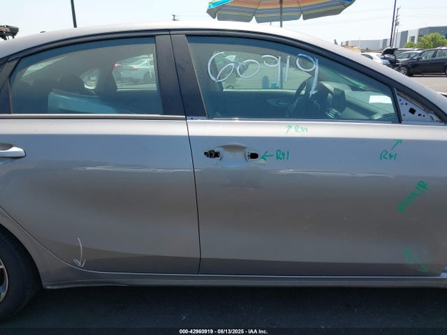 3KPF24AD6RE733641 KIA mpi nu