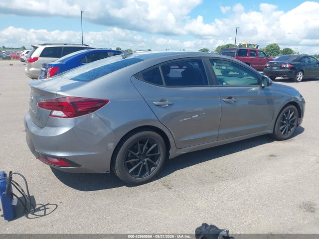 5NPD84LF1KH405632 Hyundai mpi nu