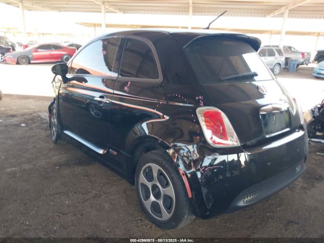 2015 FIAT 500E 3C3CFFGE9FT741294 Photo 2