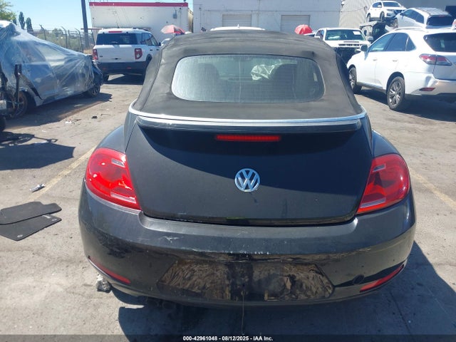 3VW517AT6EM821755 Volkswagen 2014