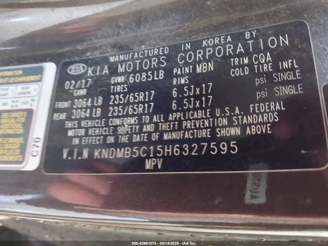 KIA Sedona 2017 KNDMB5C15H6327595 Image 9