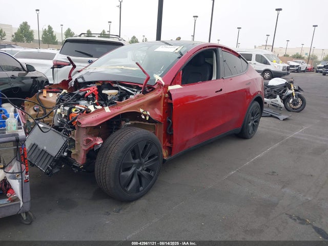 2025 TESLA MODEL Y 7SAYGDED8SF317260 Photo 1