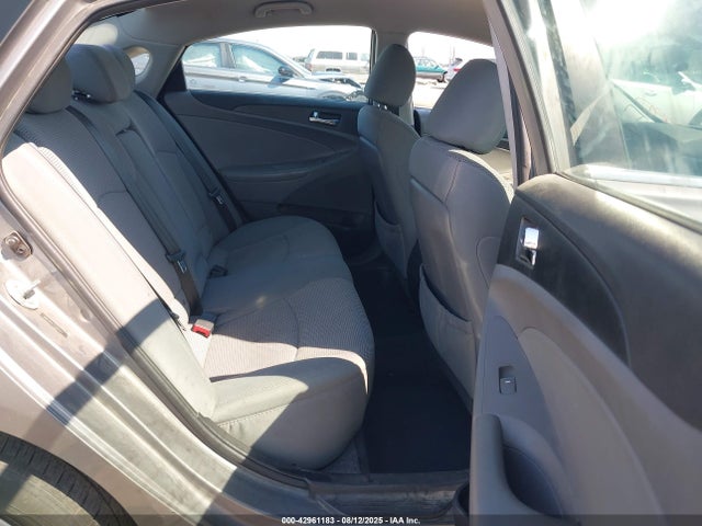 5NPEB4AC1EH919211 Hyundai gamma