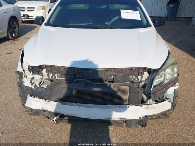 Chevrolet lkw 2015 1G11B5SL5FF200177 Image 6