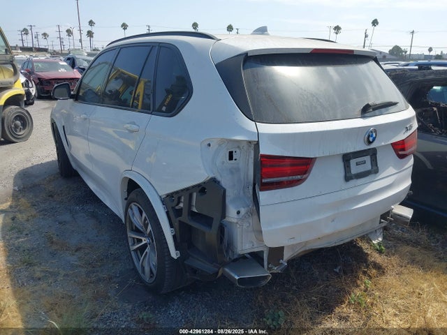BMW 2018 2018 5UXKR2C52J0X07604 Image 3