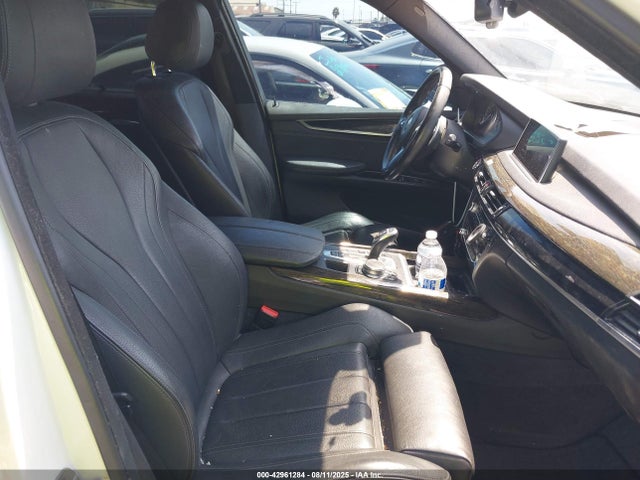 BMW 2018 2018 5UXKR2C52J0X07604 Image 5