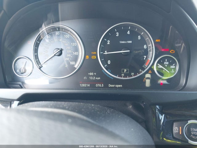 BMW 2015 2015 5UXKR0C58F0P12897 Image 7