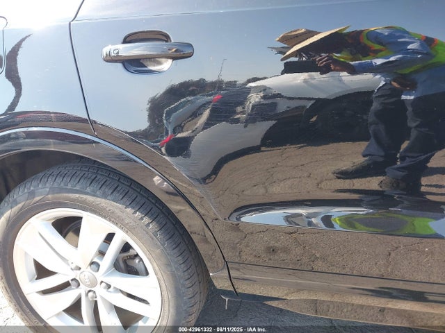 Audi 2018 2018 WA1BCCFS2JR028240 Image 12