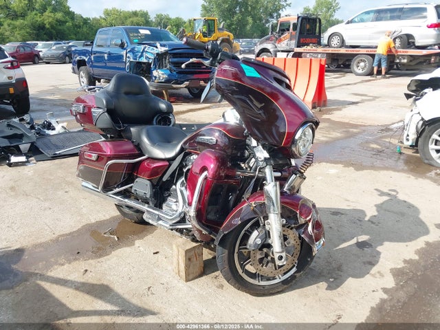 2014 HARLEY-DAVIDSON FLHTCU 1HD1FCM15EB626175