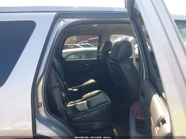 2011 CADILLAC ESCALADE 1GYS4AEF5BR257003 Photo 7