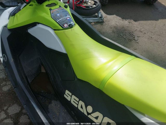 2023 SEADOO SPARK YDV86453D323 Photo 9