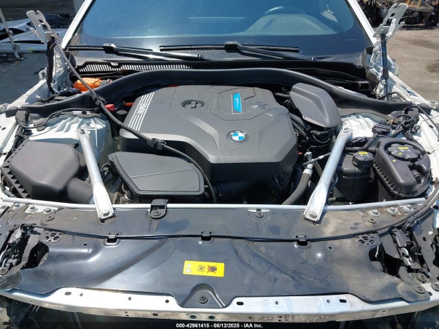 BMW 530e 2022 WBA13AG02NCJ22143 Image 10