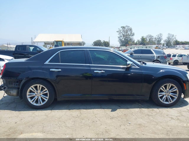 2C3CCAEG4GH324594 Chrysler 300