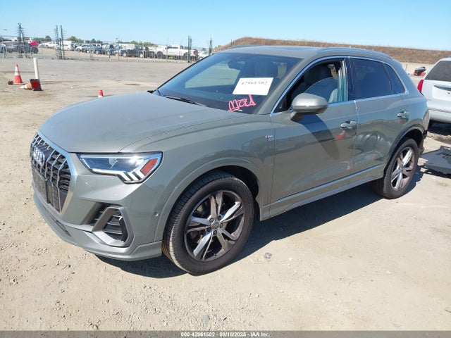 WA1FECF32L1035288 Audi Q3