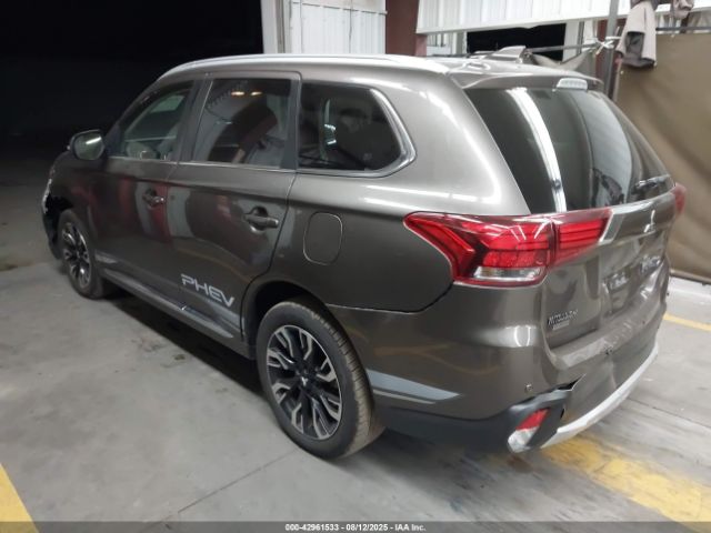 2018 MITSUBISHI OUTLANDER PHEV JA4J24A56JZ050893 Photo 2