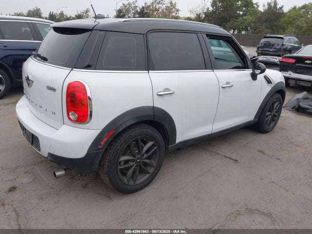 2014 MINI COUNTRYMAN WMWZB3C5XEWR41709 Photo 3