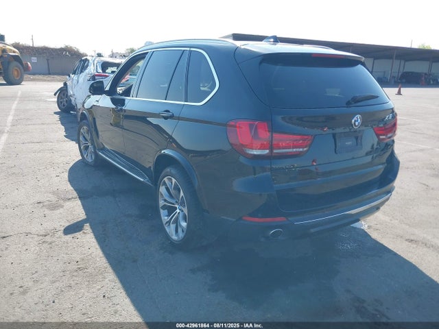 BMW 2016 2016 5UXKR0C58G0P27563 Image 3