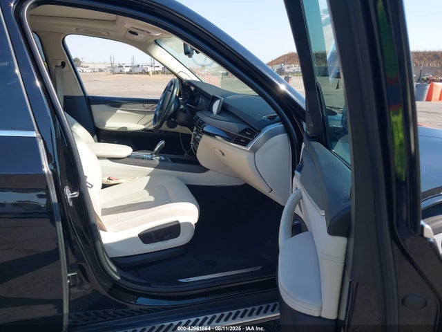 BMW 2016 2016 5UXKR0C58G0P27563 Image 5