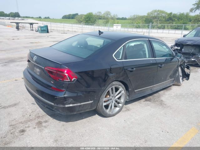 2017 VOLKSWAGEN PASSAT 1VWDT7A32HC075283 Photo 3