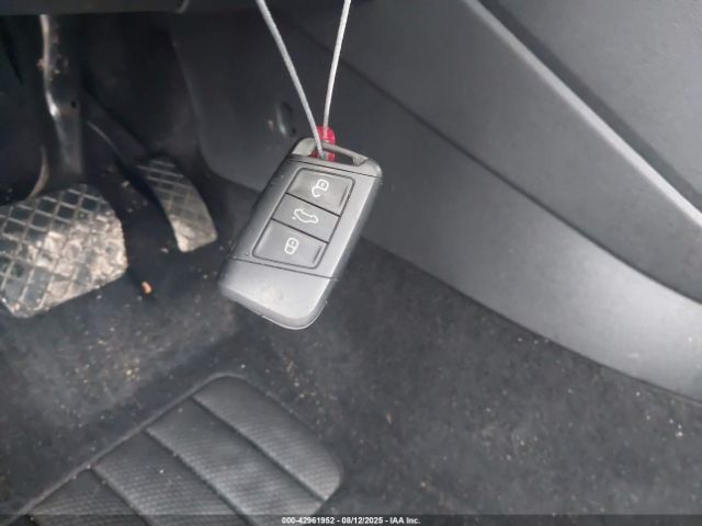 2022 VOLKSWAGEN TAOS 3VVDX7B27NM011572 Photo 10