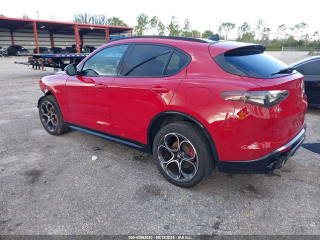 2024 ALFA ROMEO STELVIO ZASPAKBN3R7D71973 Photo 2