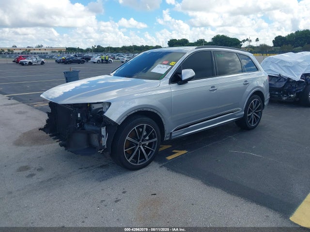 2022 AUDI Q7 WA1LXBF78ND008060 Photo 1