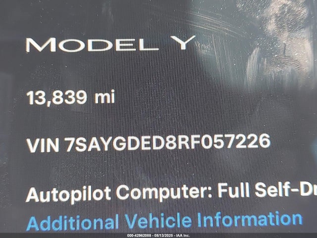 2024 TESLA MODEL Y 7SAYGDED8RF057226 Photo 8