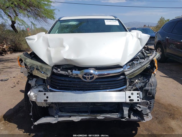 5TDKKRFH5ES029065 Toyota 2gr-fe