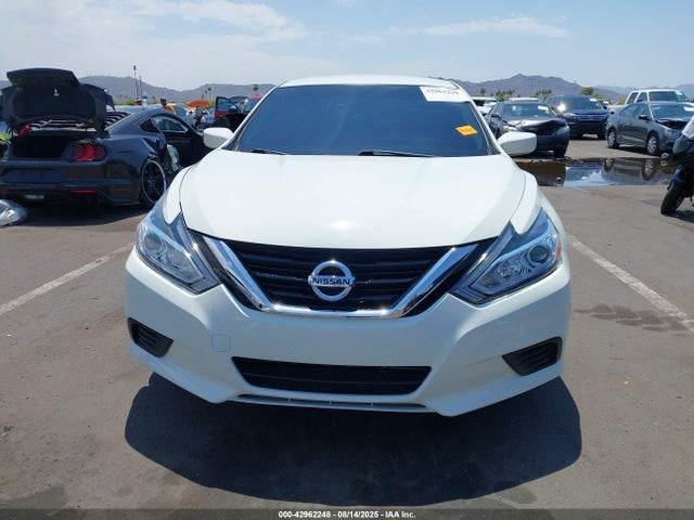 Nissan Altima 2016 1N4AL3AP1GC243808 Image 13