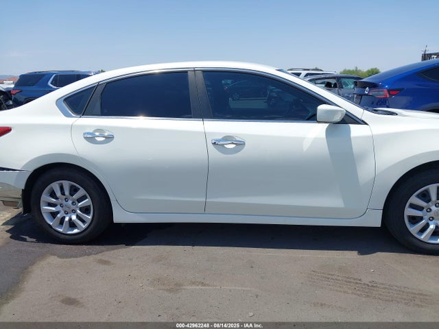Nissan Altima 2016 1N4AL3AP1GC243808 Image 14