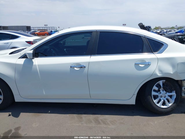 Nissan Altima 2016 1N4AL3AP1GC243808 Image 15