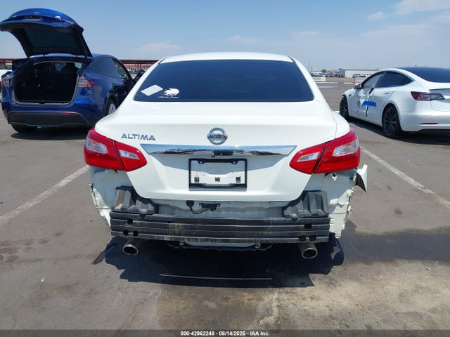 Nissan Altima 2016 1N4AL3AP1GC243808 Image 17