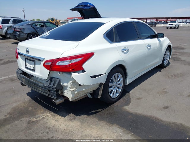 Nissan Altima 2016 1N4AL3AP1GC243808 Image 4