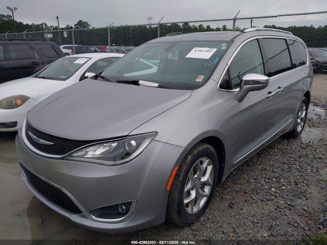 2C4RC1GG3JR185661 Chrysler 2018