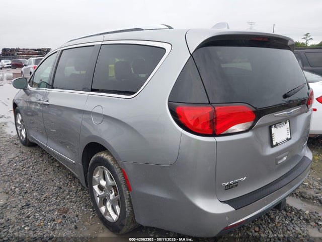 2C4RC1GG3JR185661 Chrysler 2018