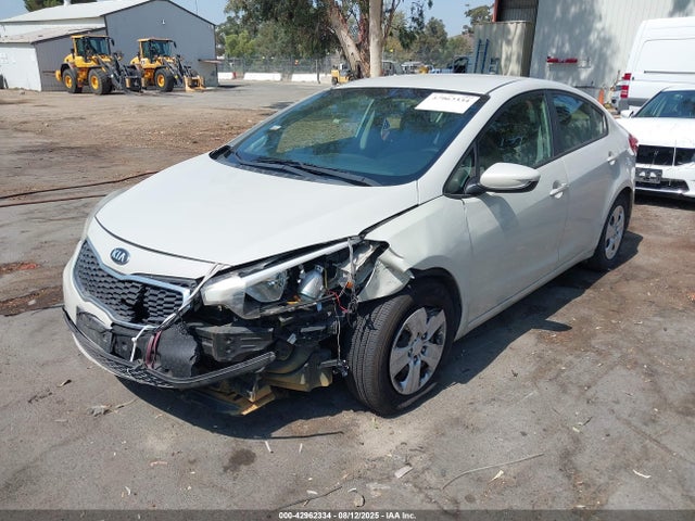 KIA dohc mpi nu 2015 KNAFK4A65F5287942 Image 2