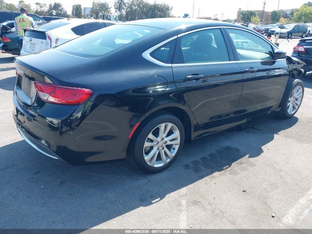 Chrysler 2015 2015 1C3CCCAB7FN694899 Image 4