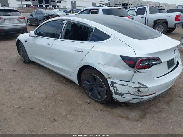 2020 TESLA MODEL 3 5YJ3E1EA7LF658779 Photo 2
