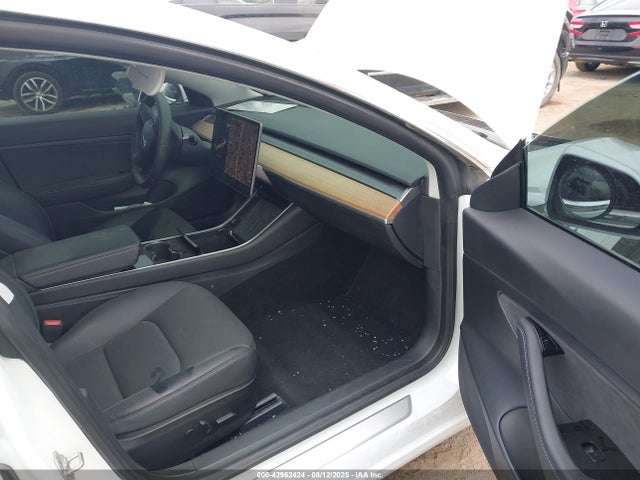 2020 TESLA MODEL 3 5YJ3E1EA7LF658779 Photo 4