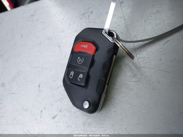 1C4HJXFNXLW317278 Jeep 2020