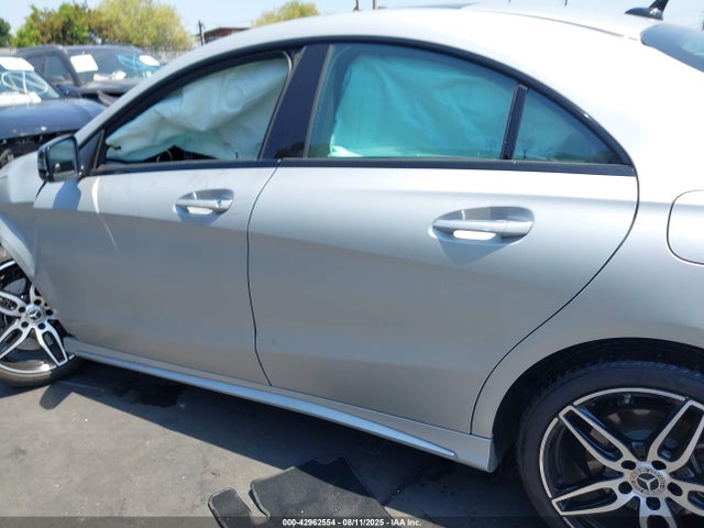 WDDSJ4EBXKN721221 Mercedes-Benz m270