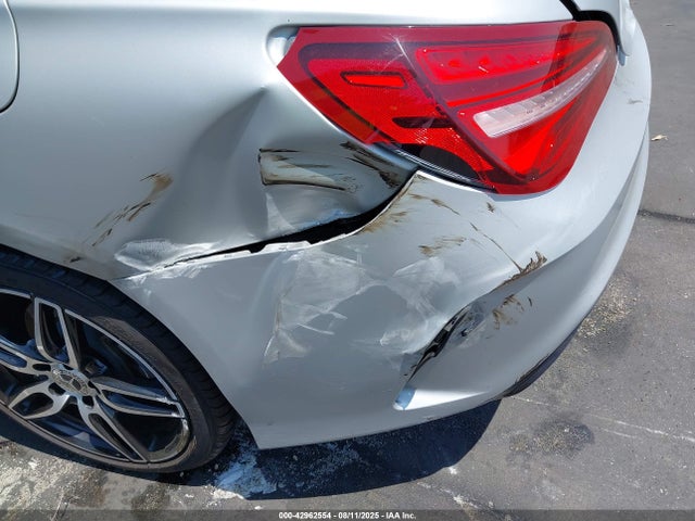 WDDSJ4EBXKN721221 Mercedes-Benz m270