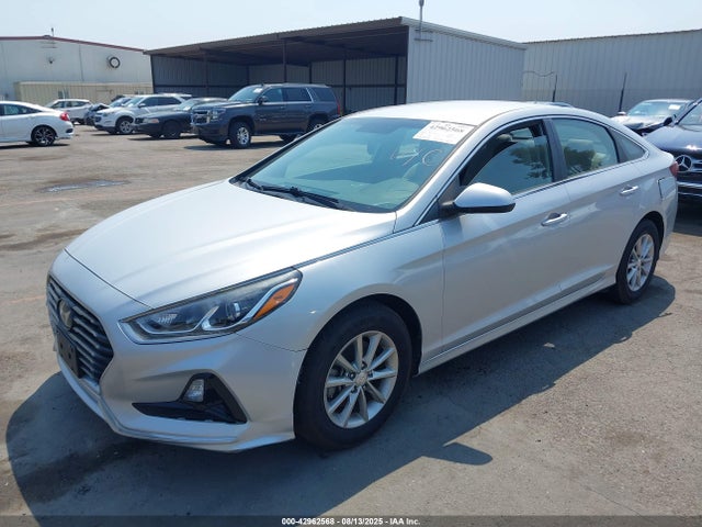 Hyundai gdi theta-ii 2019 5NPE24AF2KH782849 Image 2