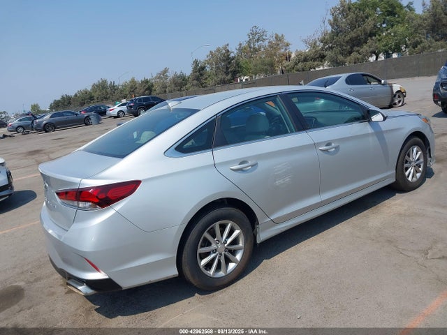 Hyundai gdi theta-ii 2019 5NPE24AF2KH782849 Image 4