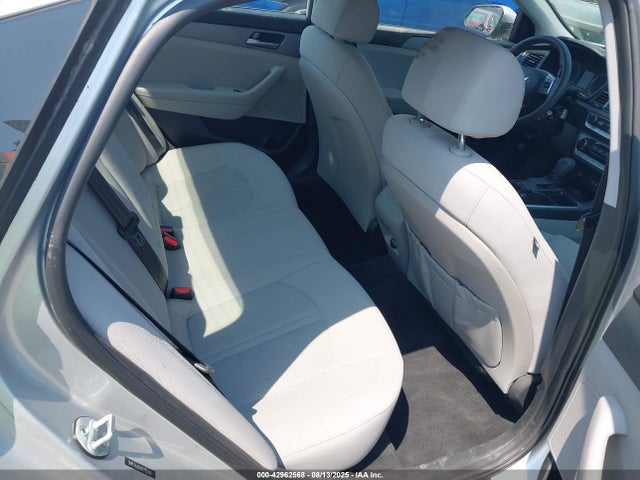 Hyundai gdi theta-ii 2019 5NPE24AF2KH782849 Image 8